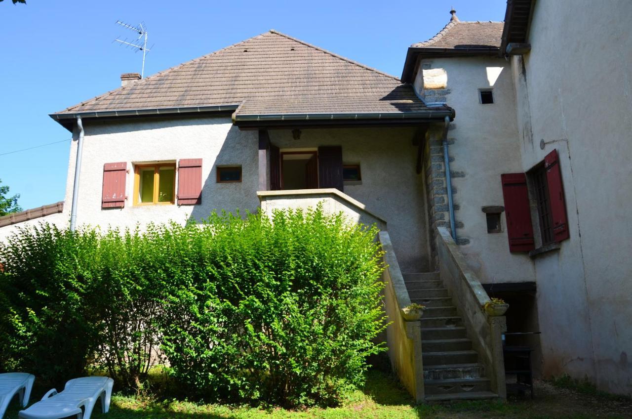 Вилла La Conciergerie Du Manoir Saint-Leger-sur-Dheune Номер фото